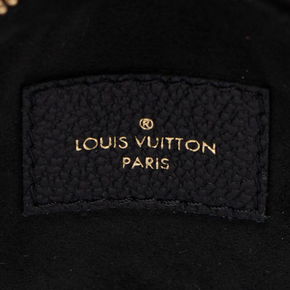 Louis Vuitton Giant Monogram Empreinte Loop Hobo - Picture 9 of 14